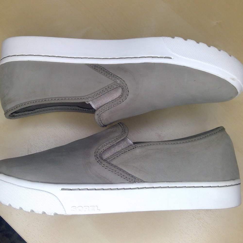 Sorel Slip on Sneakers Olive- Sz 9.5W